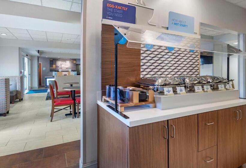 Отель Holiday Inn Express Charlotte West   Gastonia, An Ihg