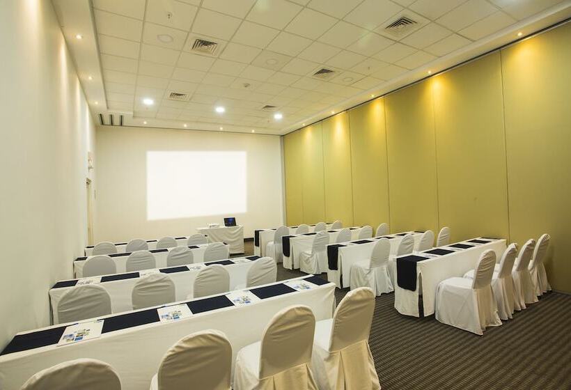 בית מלון כפרי Holiday Inn Express Mérida, An Ihg