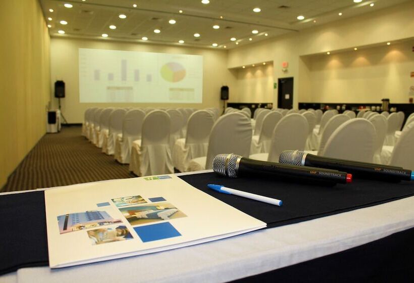 בית מלון כפרי Holiday Inn Express Mérida, An Ihg