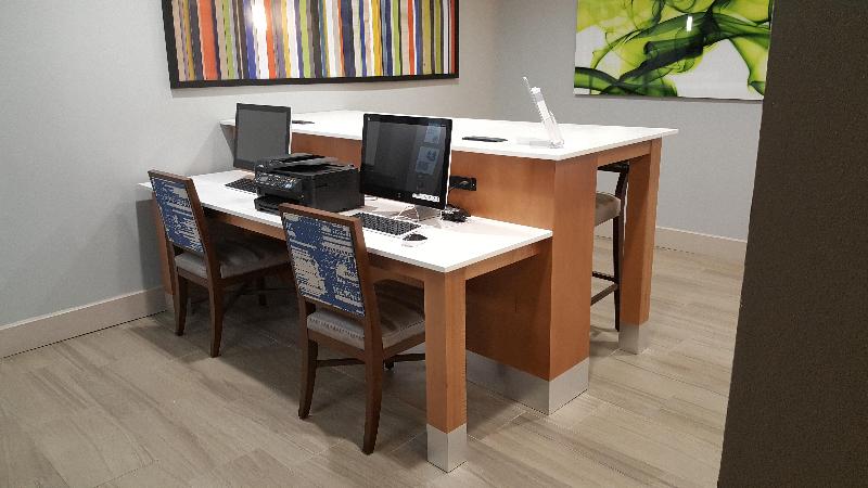 فندق Holiday Inn Express Pearland, An Ihg