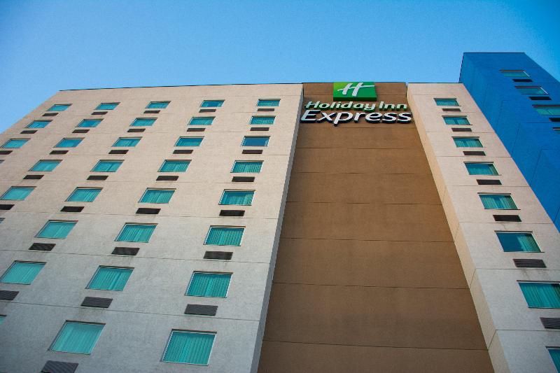 فندق Holiday Inn Express Saltillo Zona Aeropuerto, An Ihg