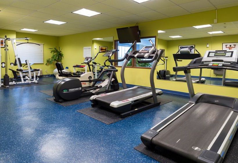 בית מלון כפרי Holiday Inn Express  & Suites North Seattle  Shoreline, An Ihg