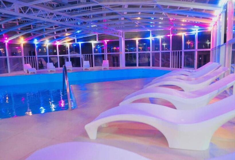 فندق Hostal Del Sol Spa