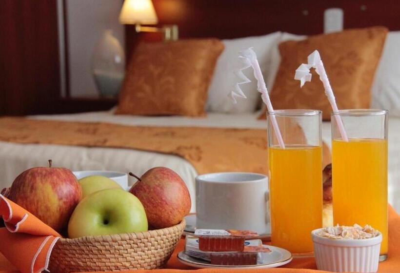 فندق Hostal Del Sol Spa