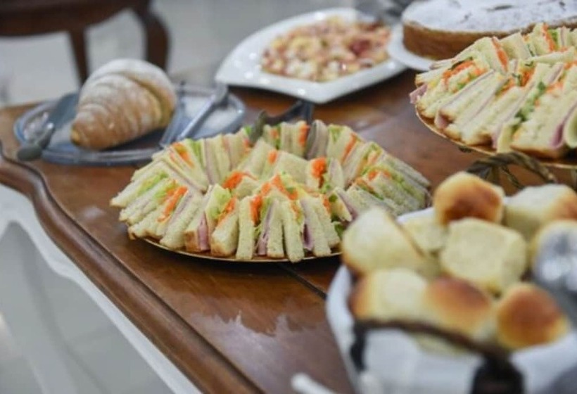 בית מלון כפרי Ipe Park Convention