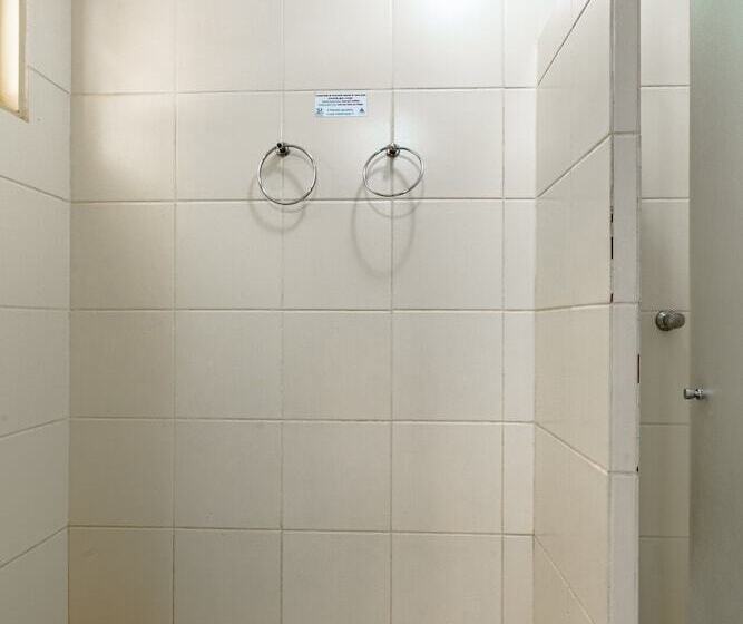 בית מלון כפרי Ipe Park Convention