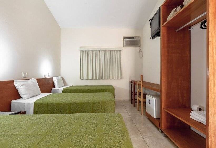 בית מלון כפרי Ipe Park Convention