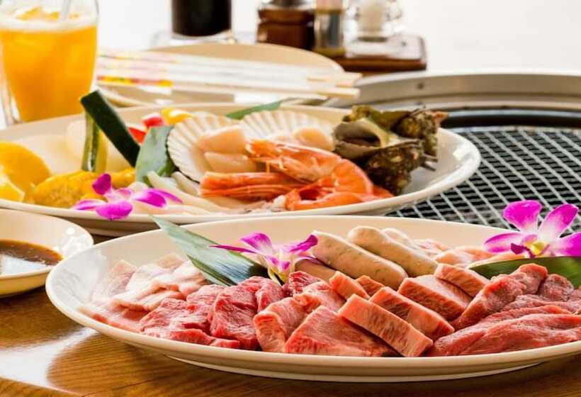 Kanucha Bay Hotel & Villas