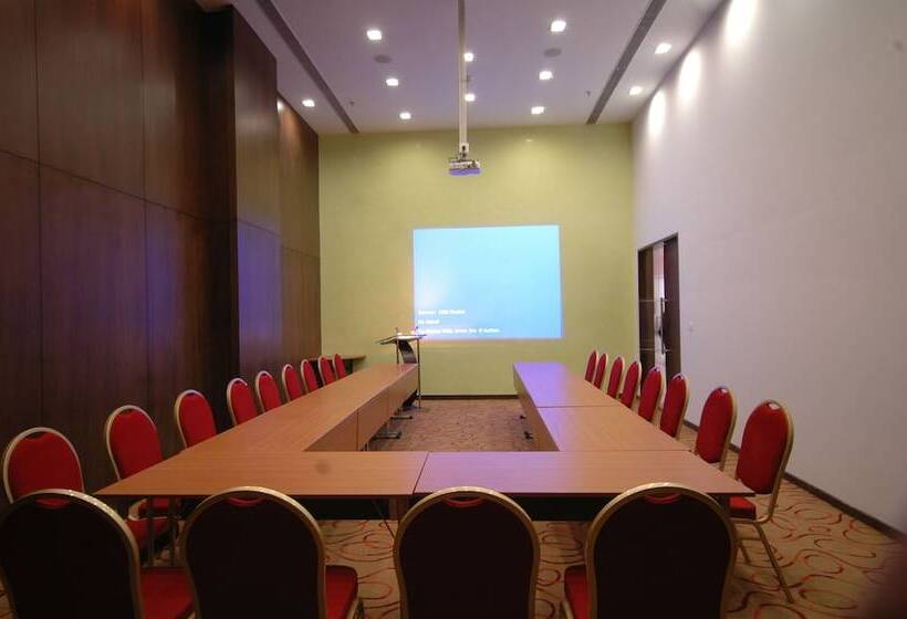 Keys Select By Lemon Tree Hotels, Ludhiana