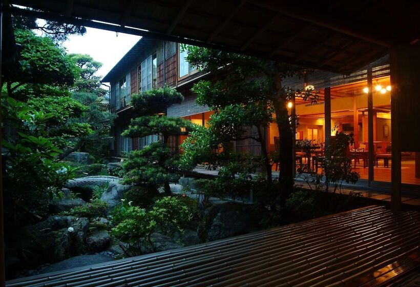 호텔 Nishimuraya Honkan