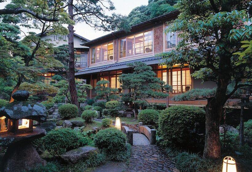 호텔 Nishimuraya Honkan