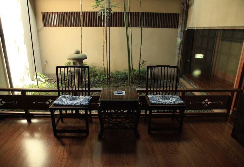 호텔 Nishimuraya Honkan