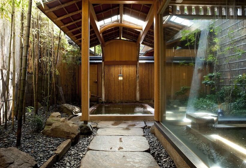 호텔 Nishimuraya Honkan