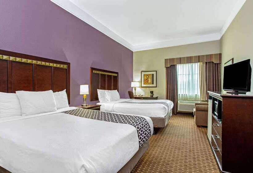 فندق La Quinta Inn & Suites By Wyndham Cleburne