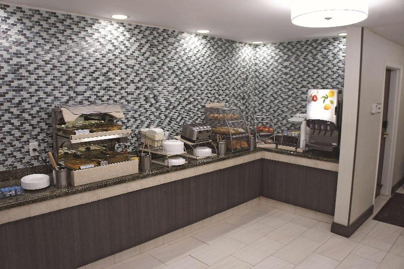 فندق La Quinta Inn & Suites By Wyndham Covington