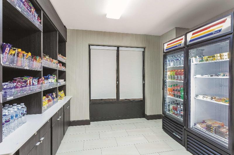 فندق La Quinta Inn & Suites By Wyndham Covington