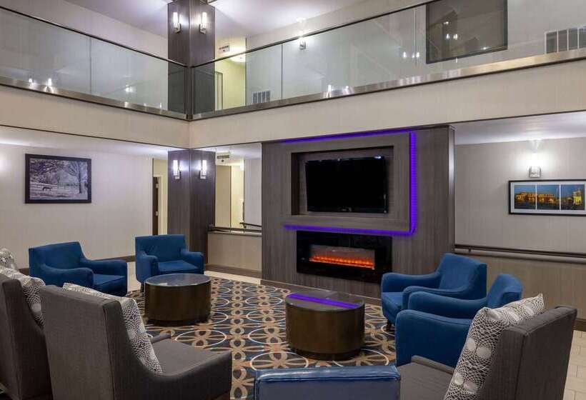 فندق La Quinta Inn & Suites By Wyndham Covington