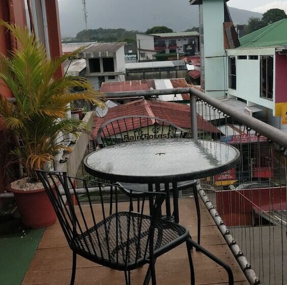 فندق Las Colinas