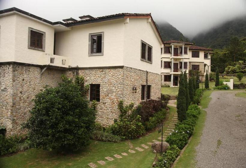 ホテル Los Mandarinos Boutique  And Spa