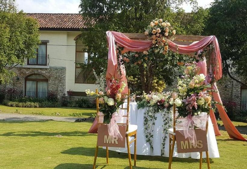 ホテル Los Mandarinos Boutique  And Spa