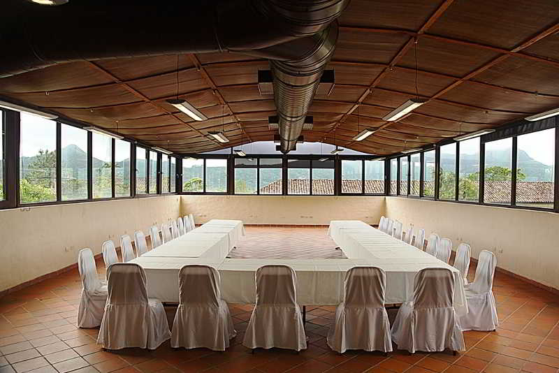 ホテル Los Mandarinos Boutique  And Spa