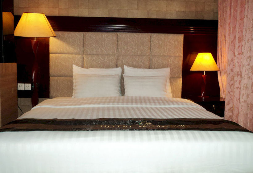 בית מלון כפרי M Chereville