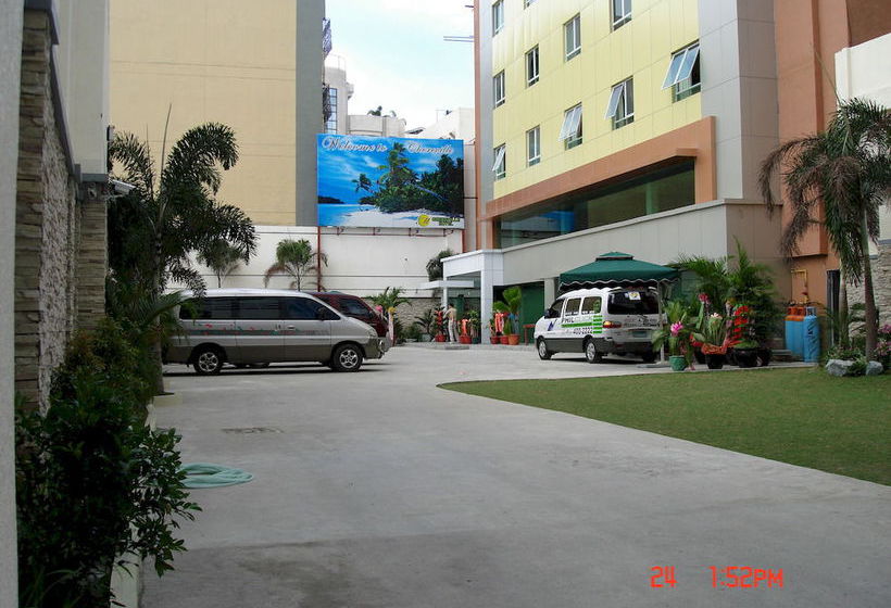 בית מלון כפרי M Chereville