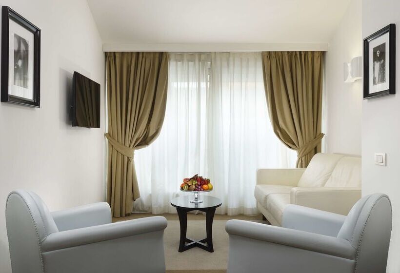 هتل Maison Milano | Una Esperienze