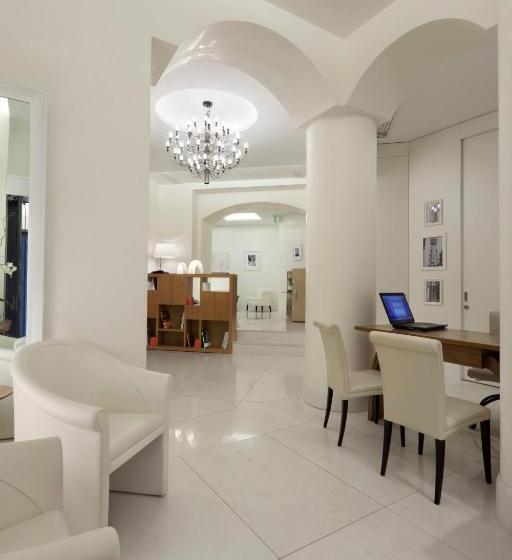 هتل Maison Milano | Una Esperienze