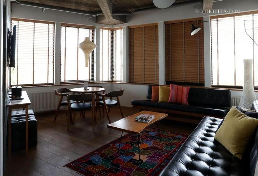 هتل Manon Les Suites Guldsmeden