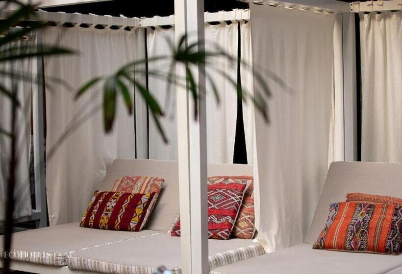 هتل Manon Les Suites Guldsmeden