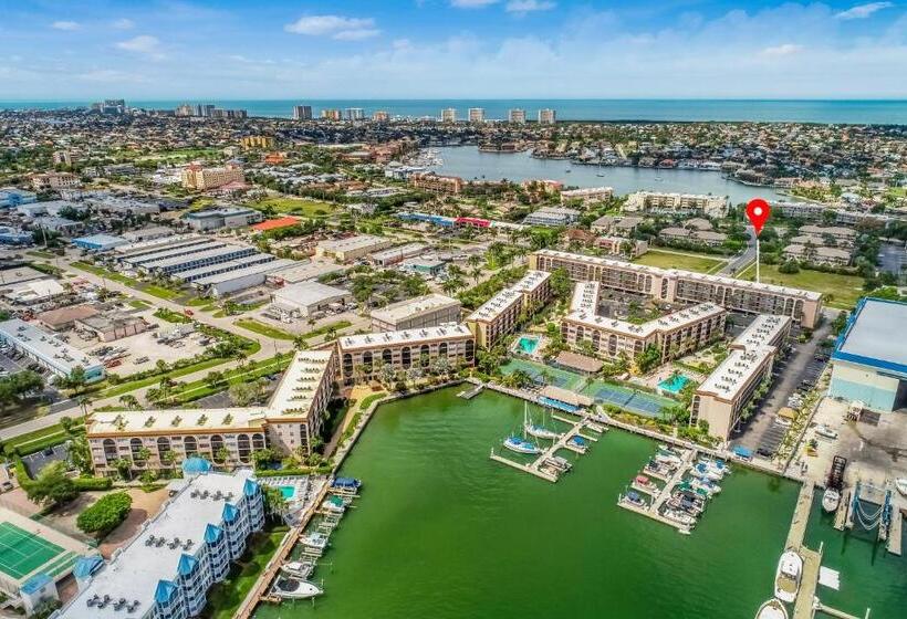 فندق Marco Bay Resort At Anglers Cove