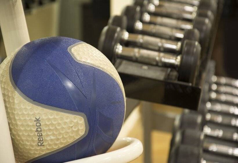 Marina View Deluxe Hotel Apartment