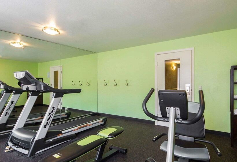 Med Park, Ascend Hotel Collection