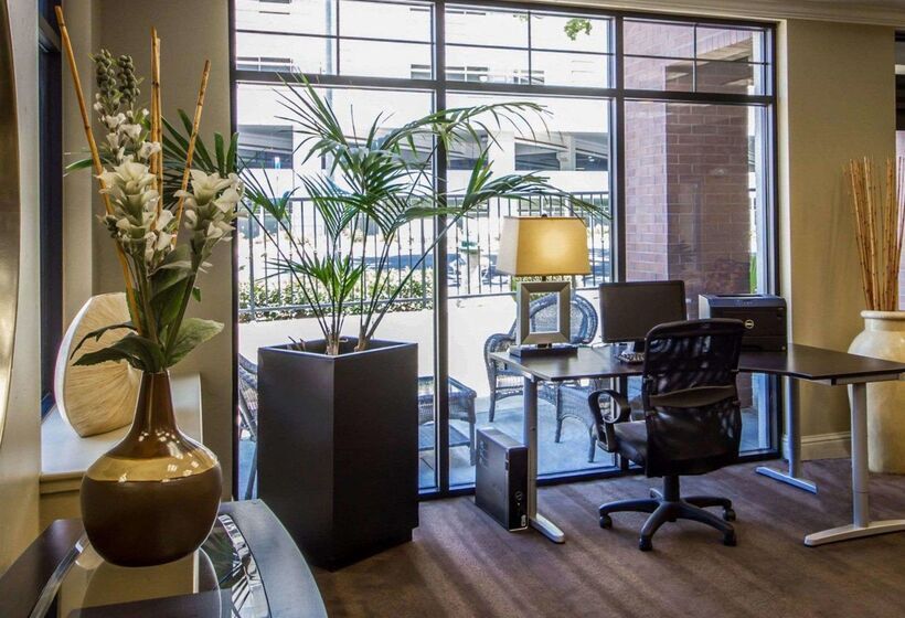 Med Park, Ascend Hotel Collection