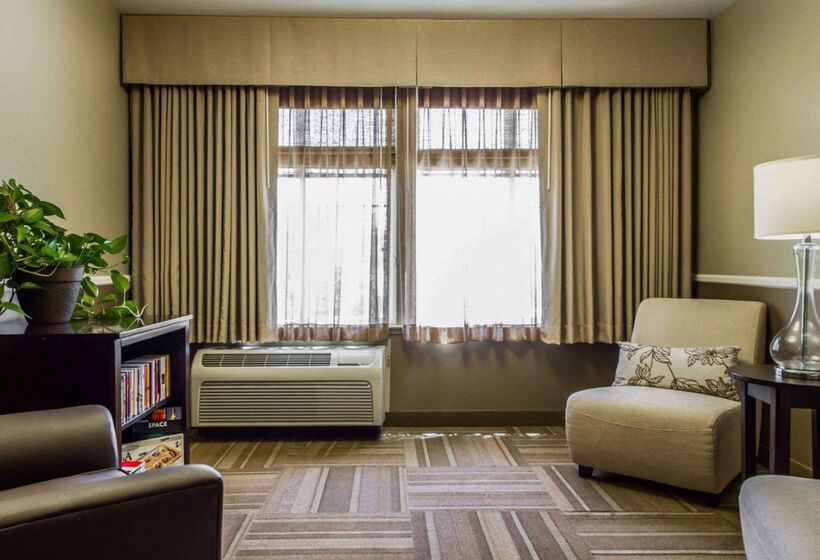 Med Park, Ascend Hotel Collection