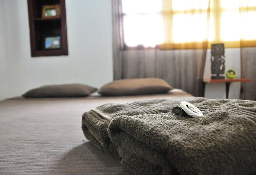 בית מלון כפרי Mediterranean Dreams