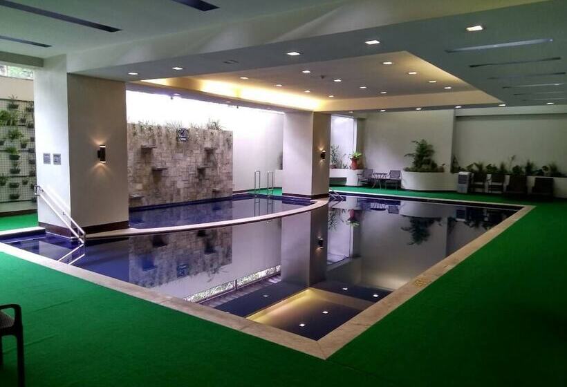 هتل Millenia Suites