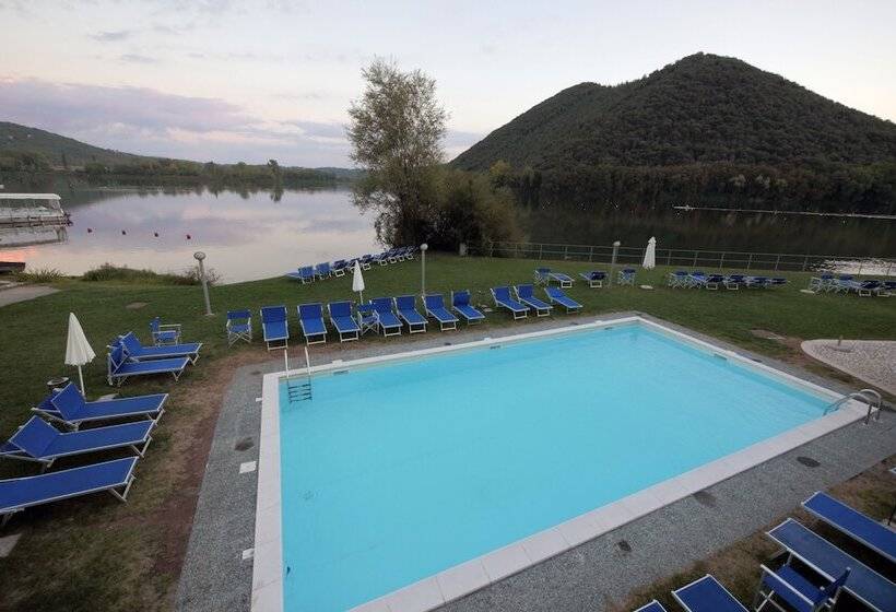 בית מלון כפרי Miralago