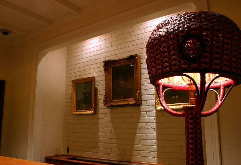 هتل Monterey Sendai