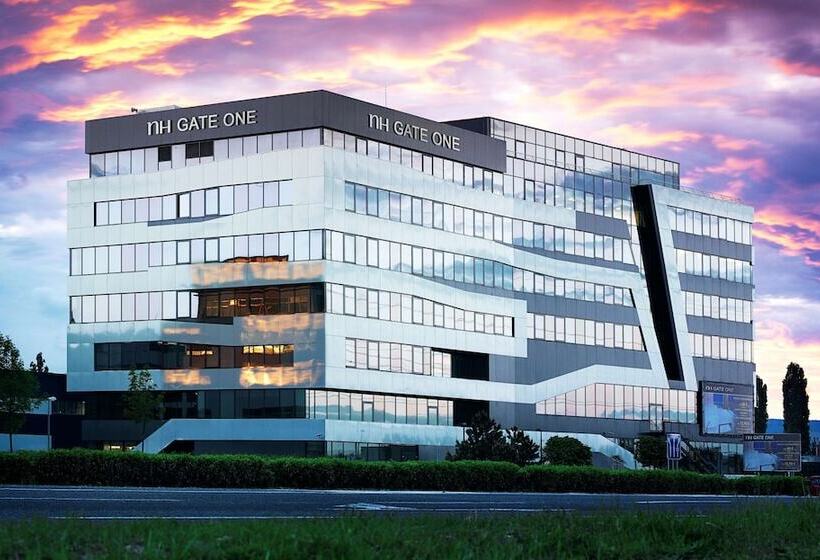 호텔 NH Bratislava Gate One