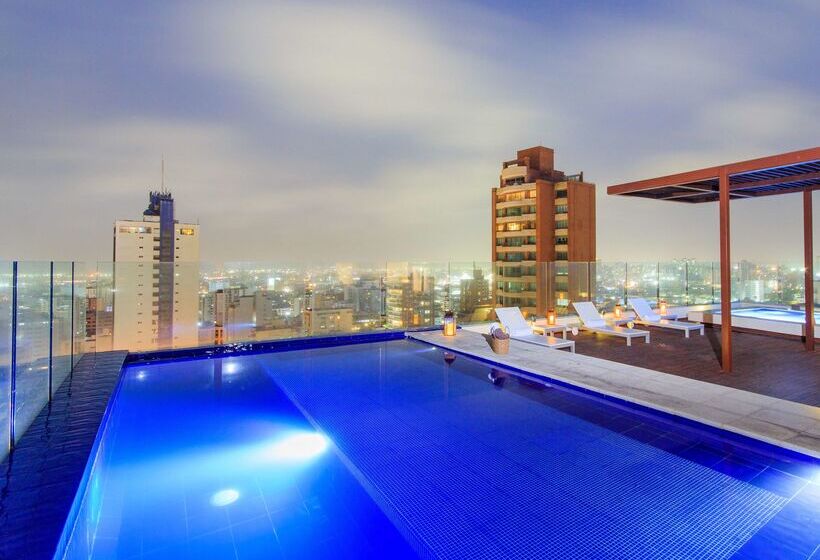 هتل NH Collection Royal Smartsuites