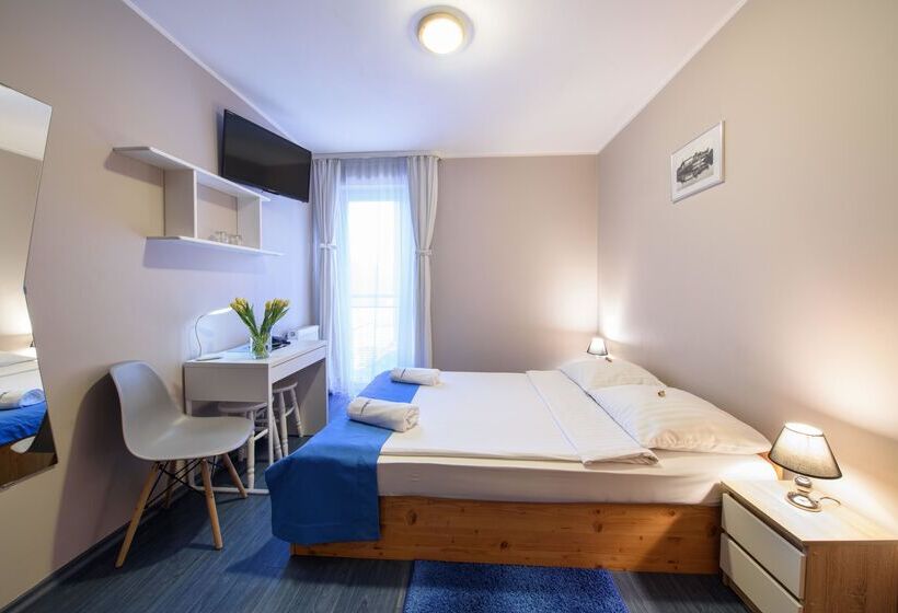 Book Inn Hotel Nowa Panorama