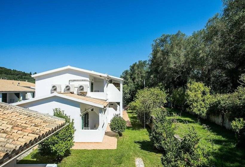 Отель Paradise Inn