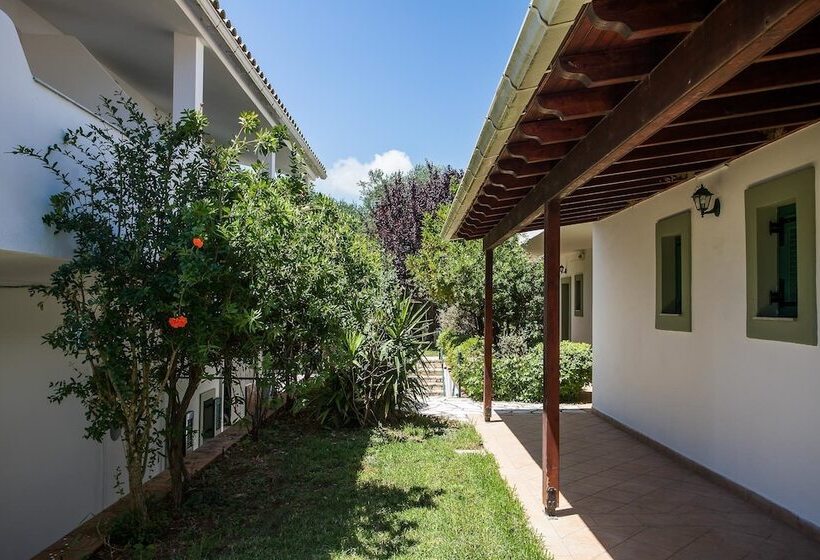 Отель Paradise Inn