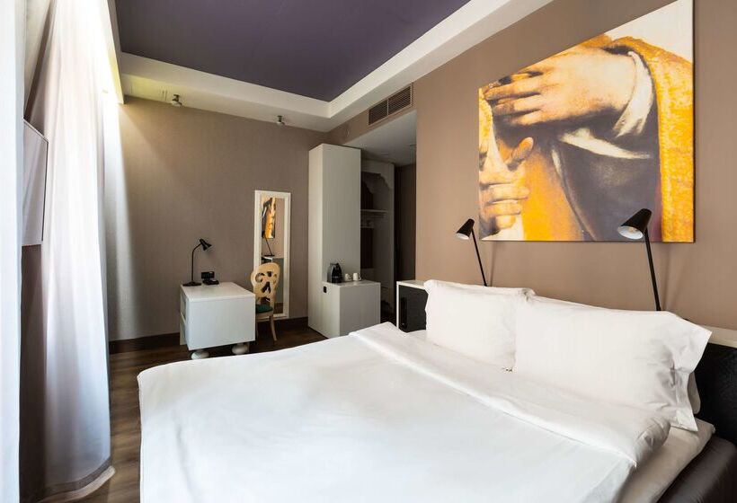 Radisson Sonya Hotel, St. Petersburg