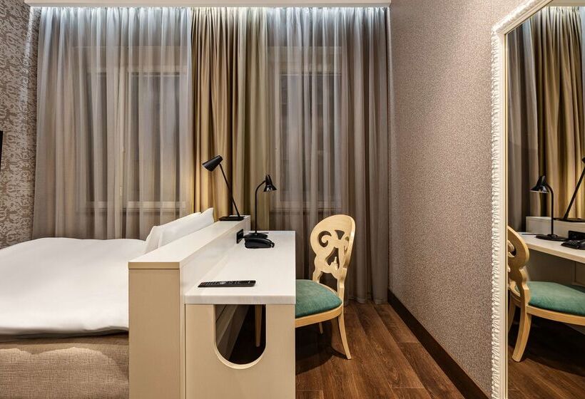 Radisson Sonya Hotel, St. Petersburg