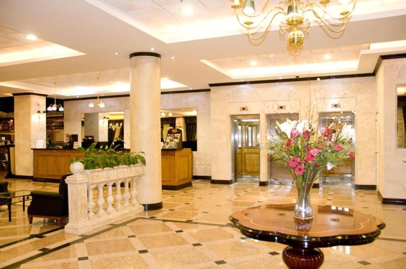 בית מלון כפרי Ramada By Wyndham Buenos Aires