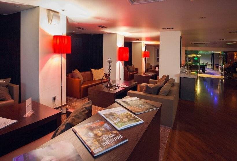 Отель Ramada By Wyndham Yekaterinburg