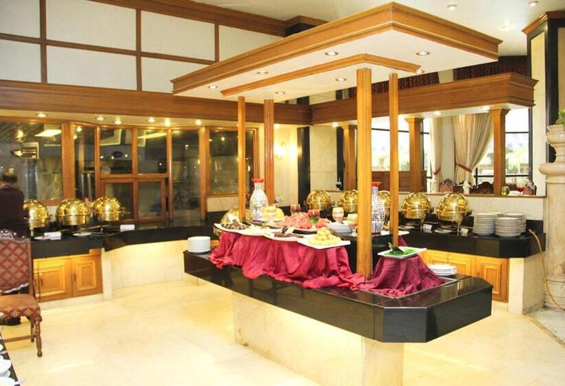 Regent Plaza Hotel & Convention Centre